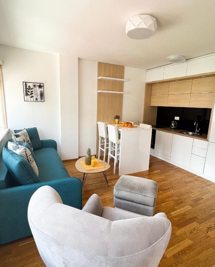 Four Views Apartments บุดวา ภายนอก รูปภาพ
