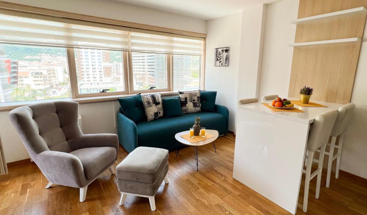 Four Views Apartments บุดวา ภายนอก รูปภาพ
