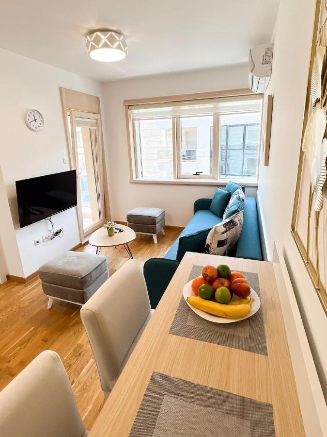 Four Views Apartments บุดวา ภายนอก รูปภาพ