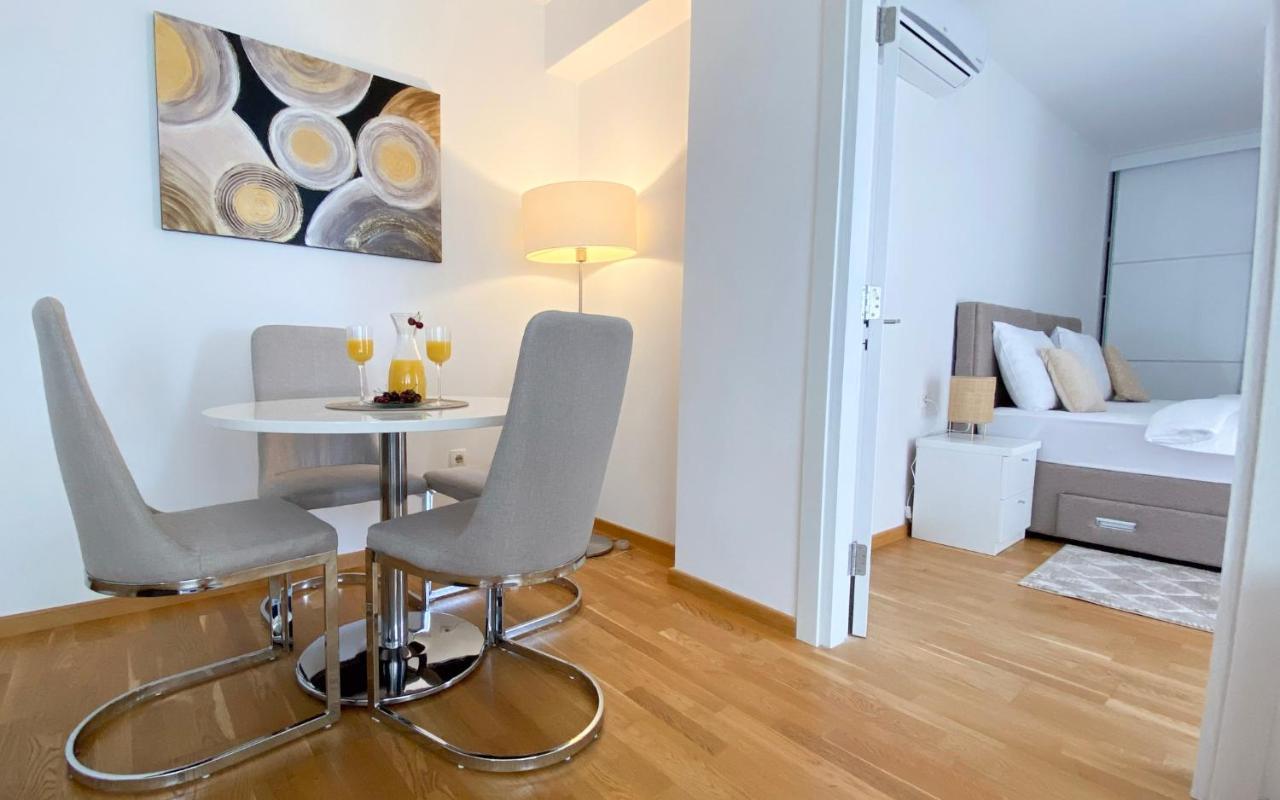 Four Views Apartments บุดวา ภายนอก รูปภาพ